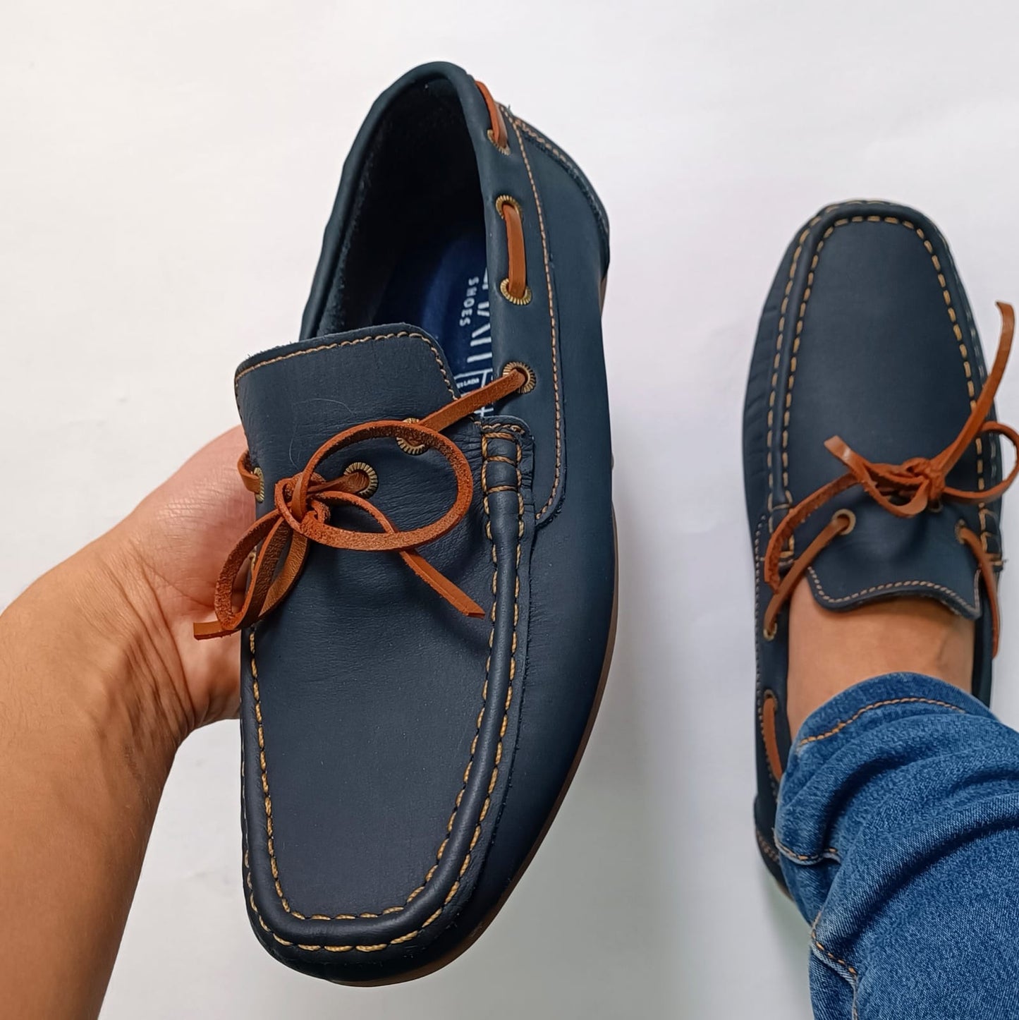 209 Azul h miel CUERO