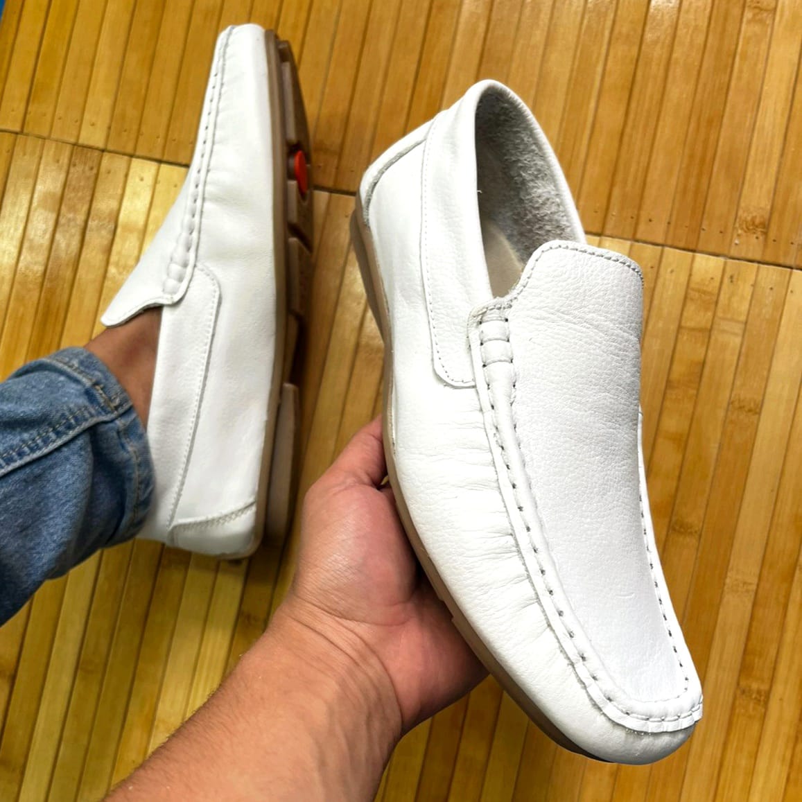 205 Blanco Mocasine